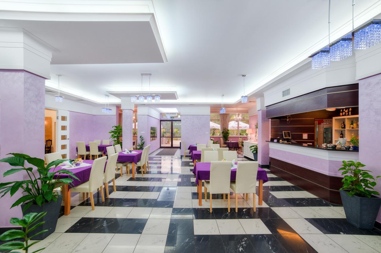 Imperium - Hotel Restauracja Firlej Eksteriør bilde