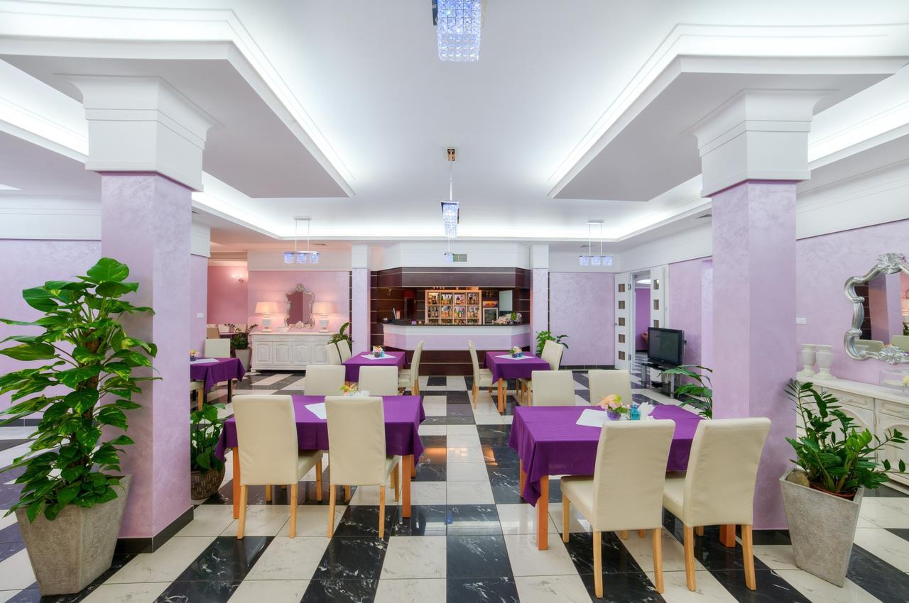Imperium - Hotel Restauracja Firlej Eksteriør bilde